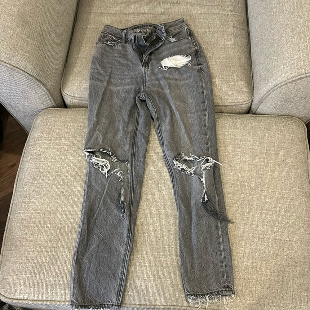 American eagle mom jean, size 000 short